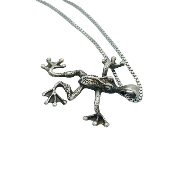 Sterling Silver 925 Crawling Frog Toad Pendant Necklace Amphibian Figural - Picture 3 of 9